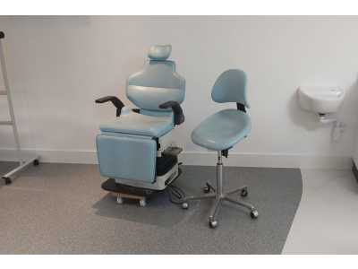 Belmont Pro II Knee-Break Chair (Used)